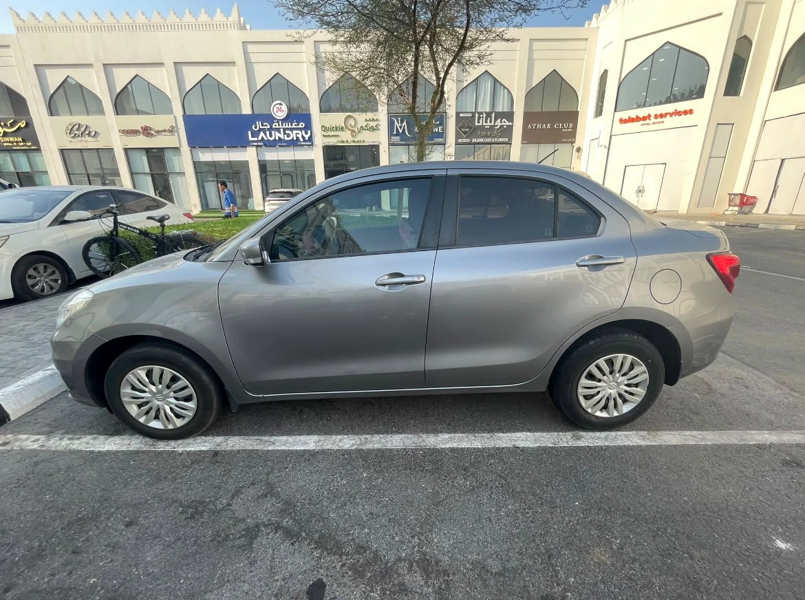 Suzuki DZIRE 2022