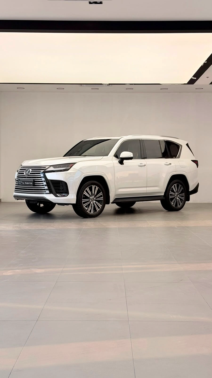 Lexus LX 600 2023 — photo 7 for sale in Qatar