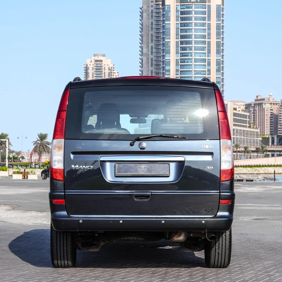 Mercedes Viano 2006