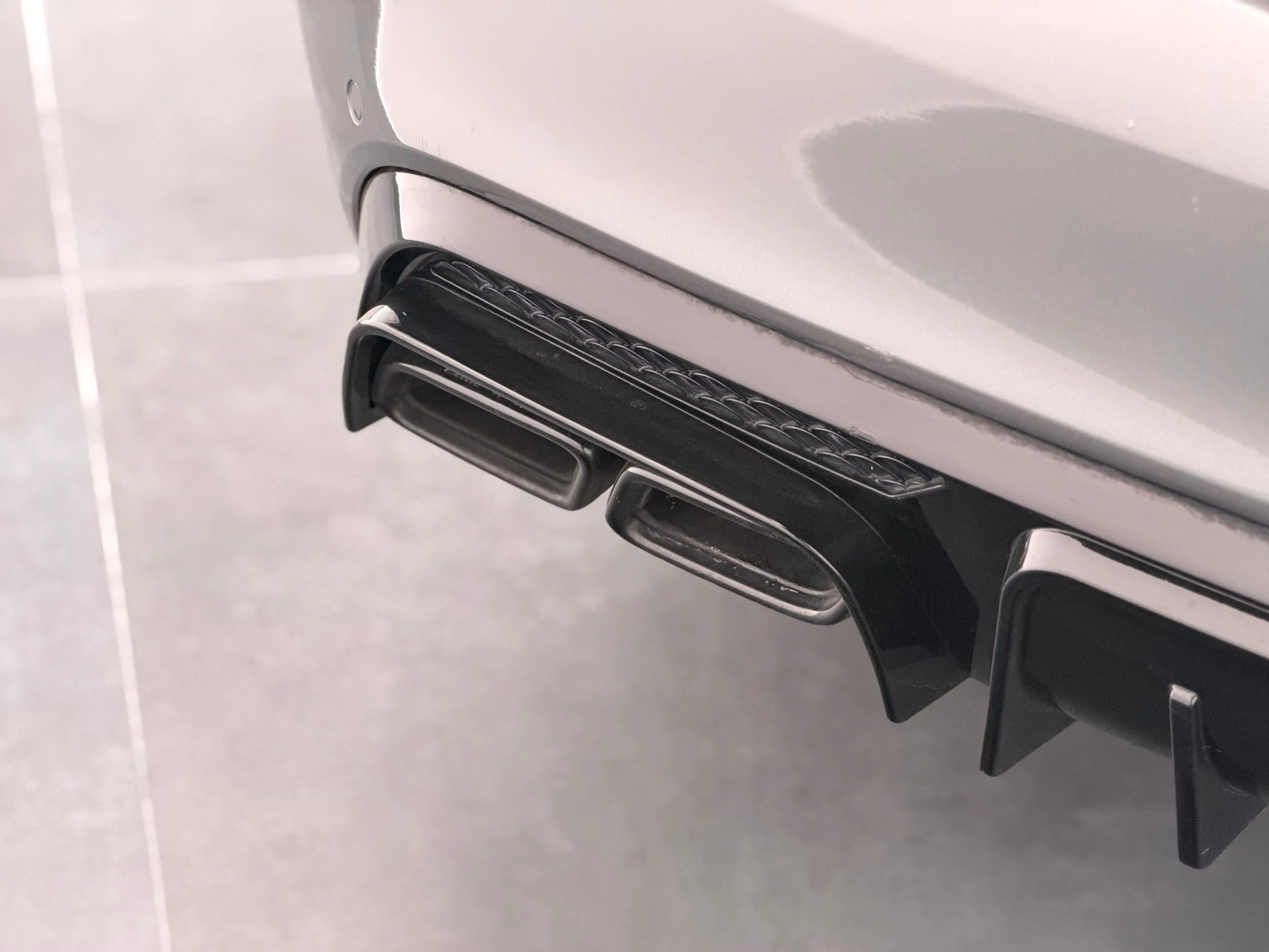 Mercedes C63 AMG 2015 — photo 11 for sale in Qatar