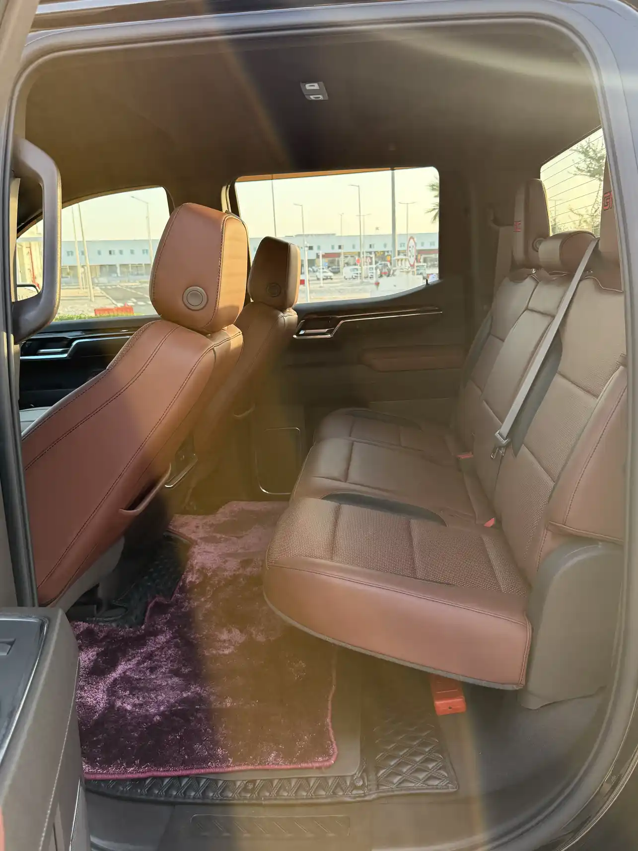 GMC Sierra اليفيشن 2024