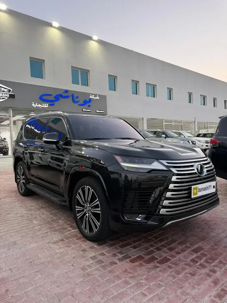 Lexus LX 2023