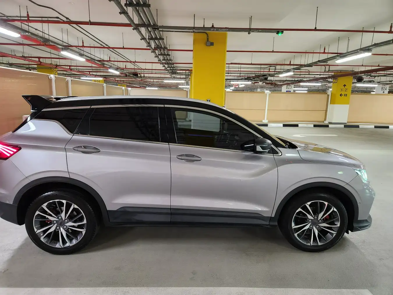 Geely Coolray 2023