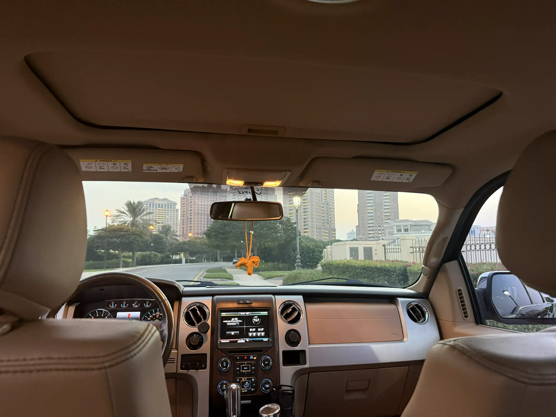 Ford F150 LARIAT 2014