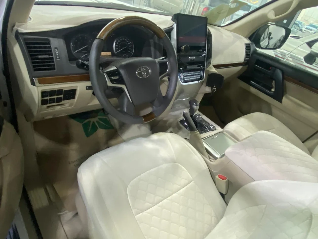 Toyota Land Cruiser GXR 2018 — photo 5 for sale in Qatar