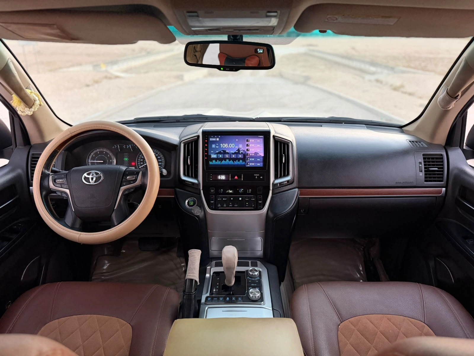 Toyota Land Cruiser GXR 2016 — photo 2 for sale in Qatar