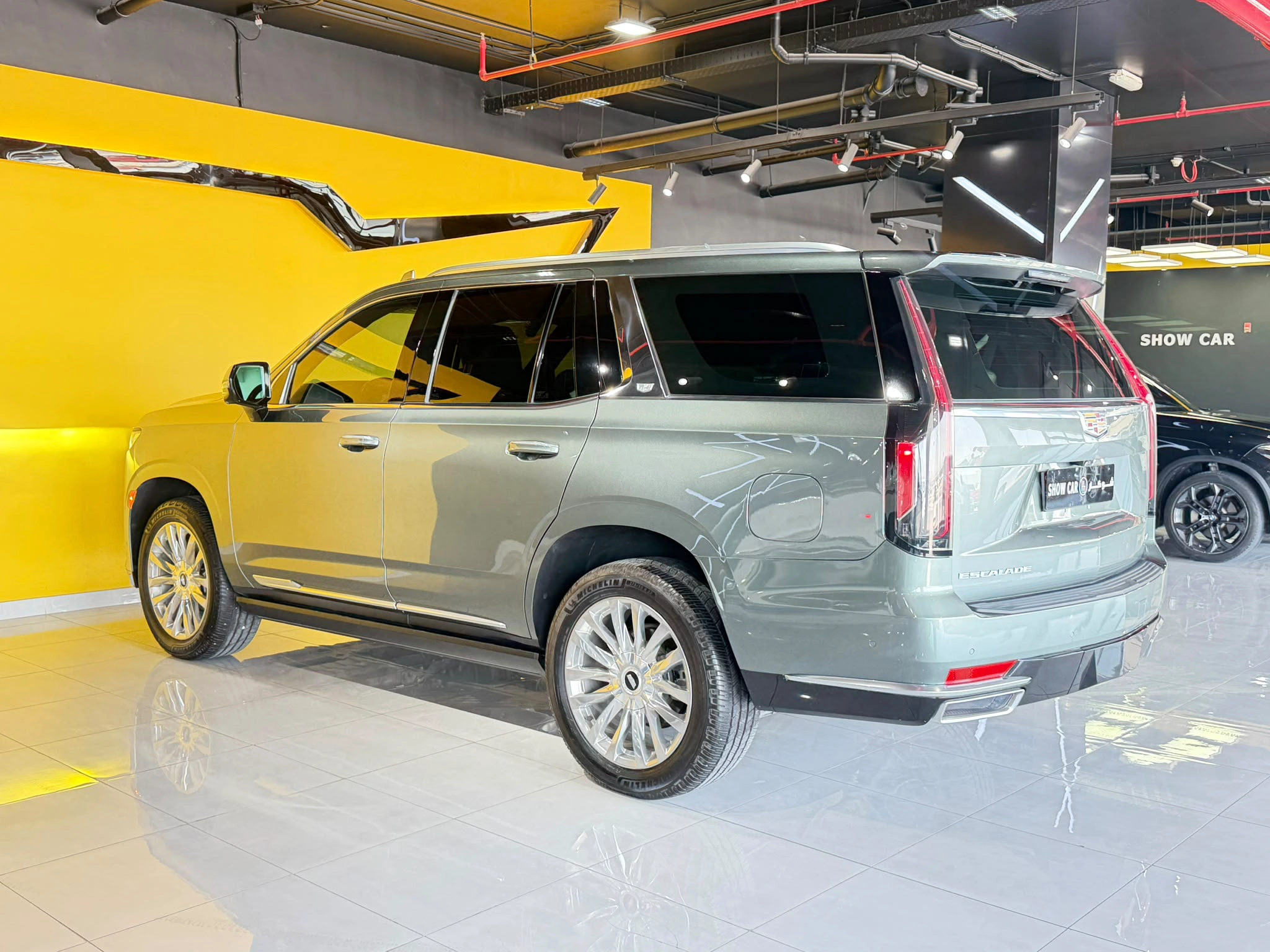 Cadillac Escalade 2023 — photo 8 for sale in Qatar
