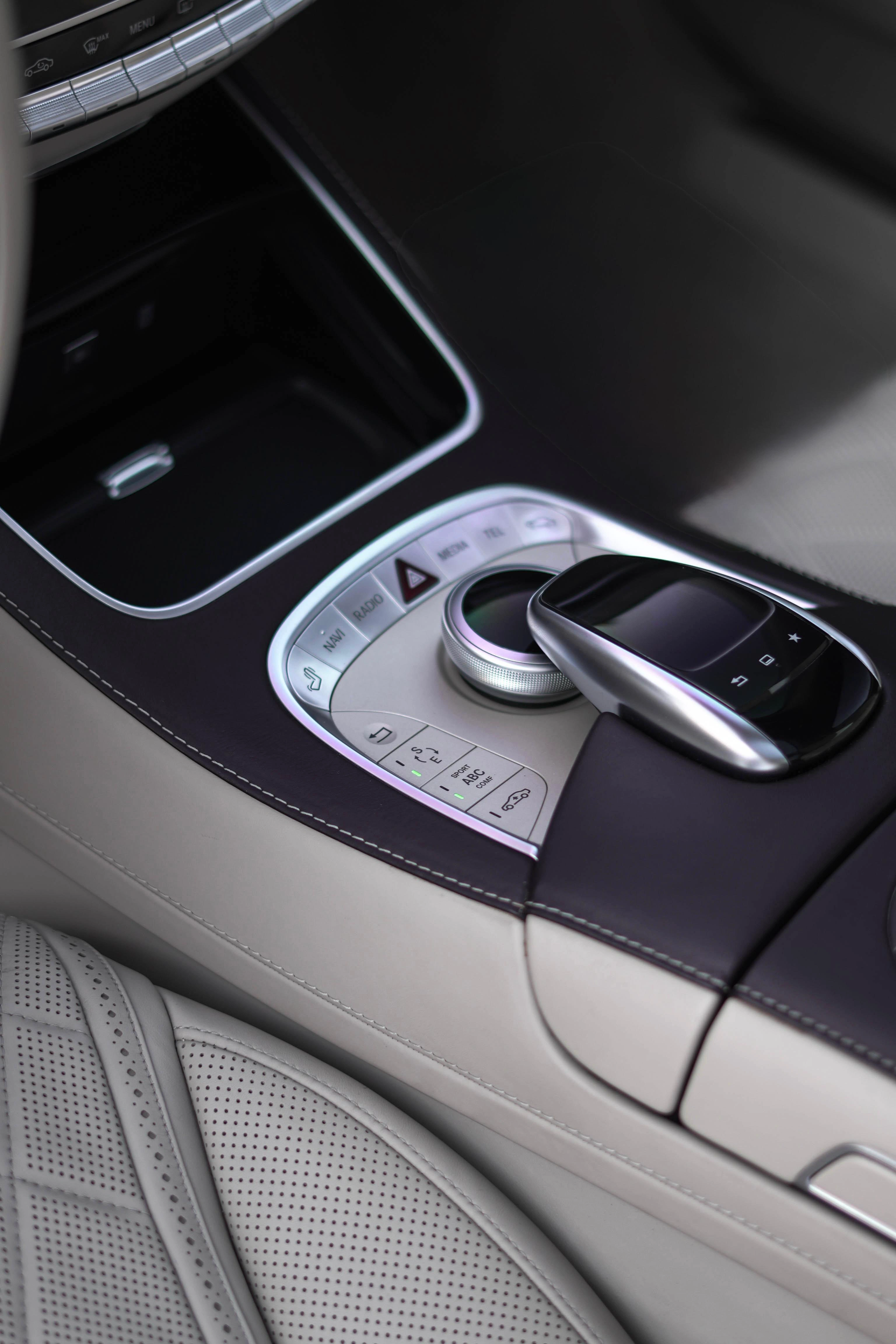 Maybach S600 2016