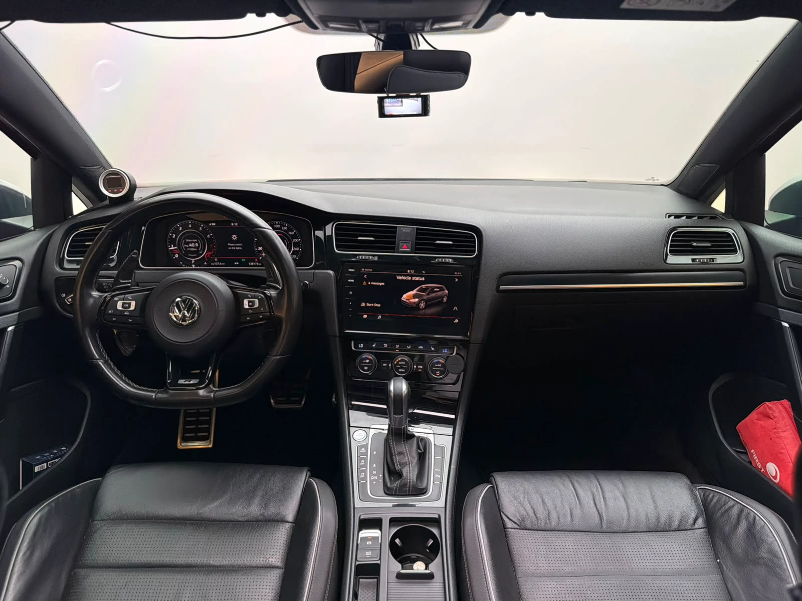 Volkswagen Golf 2018 — photo 11 for sale in Qatar