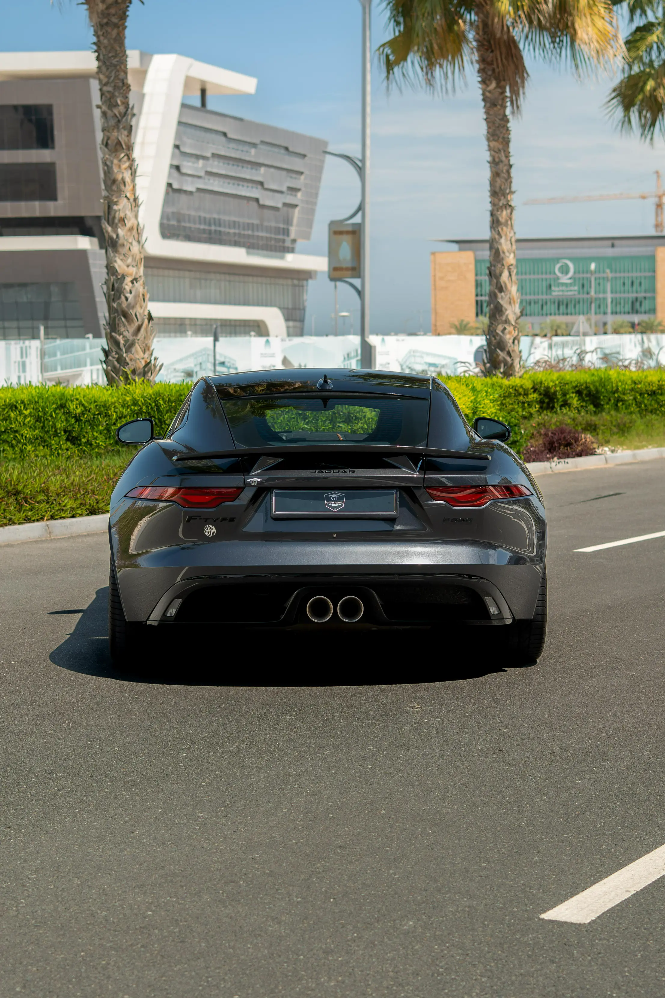 Jaguar F – Type 2021