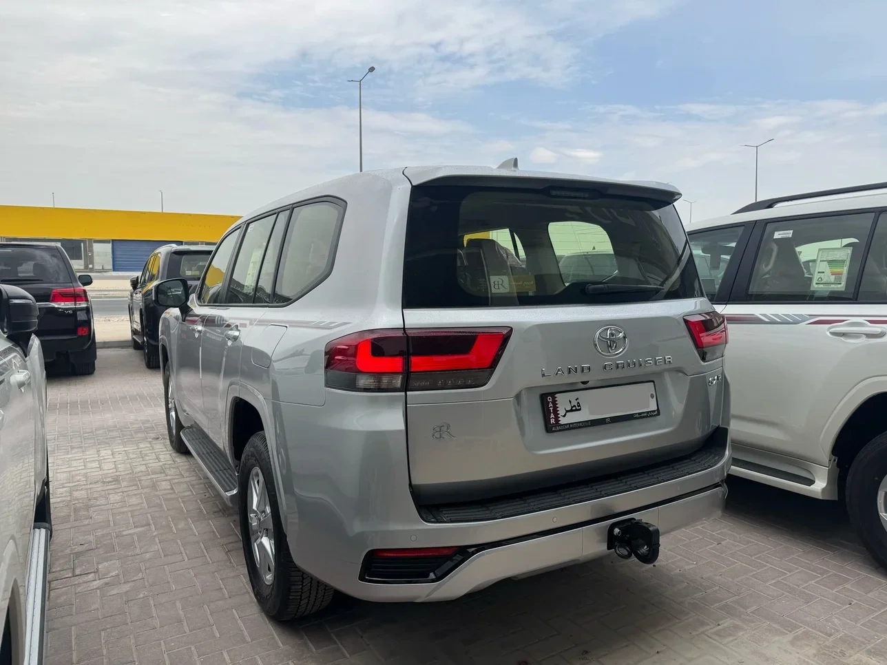 Toyota Land Cruiser GXR 2025