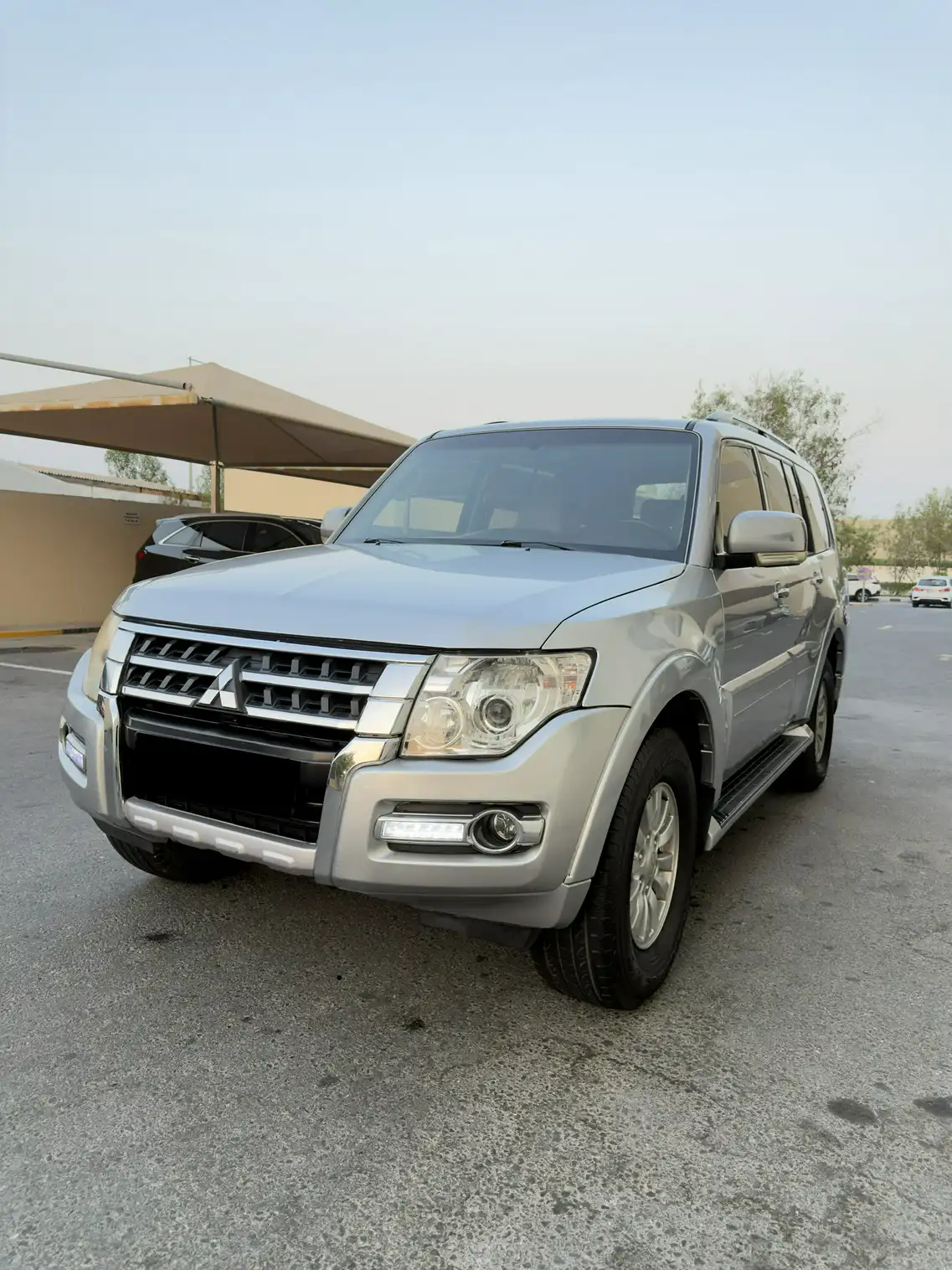 Mitsubishi Pajero GLS  2015