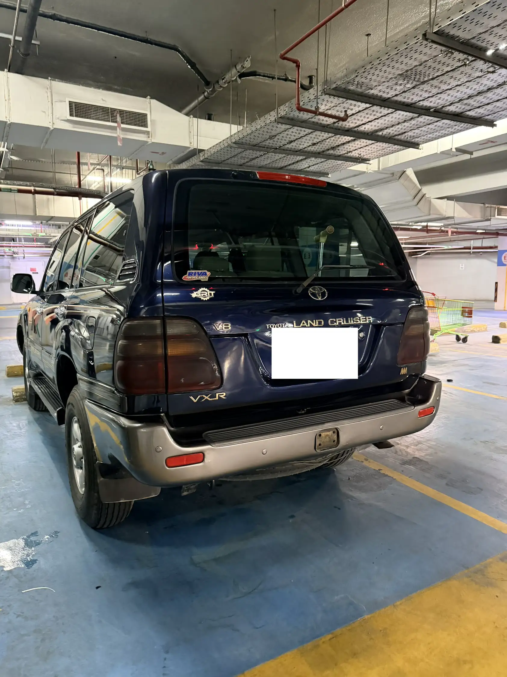 Toyota Land Cruiser VXR 2001