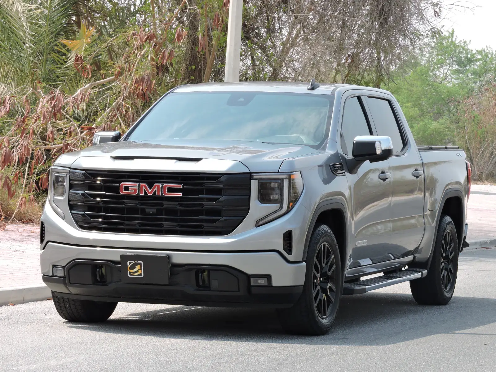 GMC Sierra اليفيجن 2023
