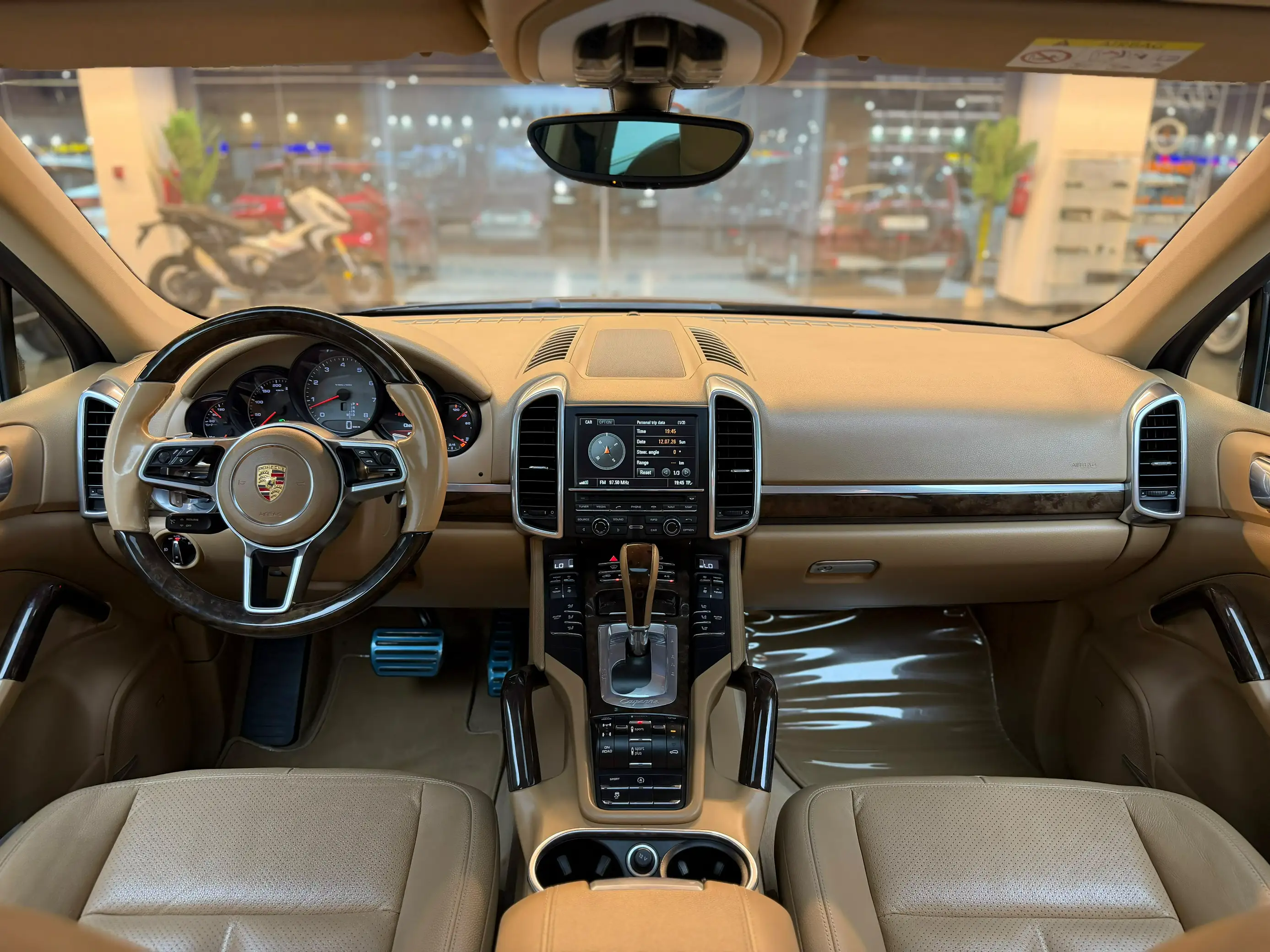Porsche Cayenne S 2015 — photo 8 for sale in Qatar
