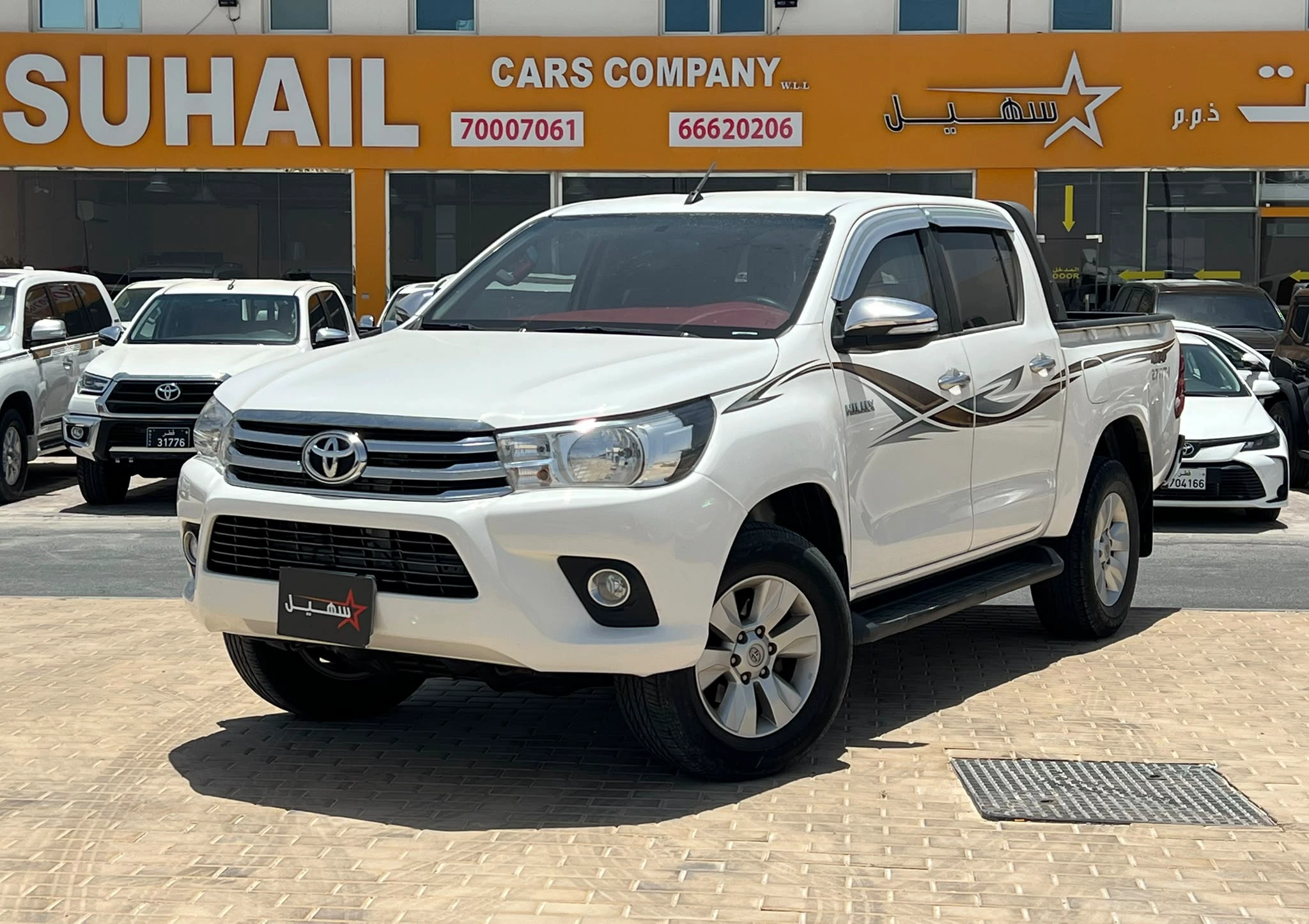 Toyota Hilux 2017 — photo 4 for sale in Qatar