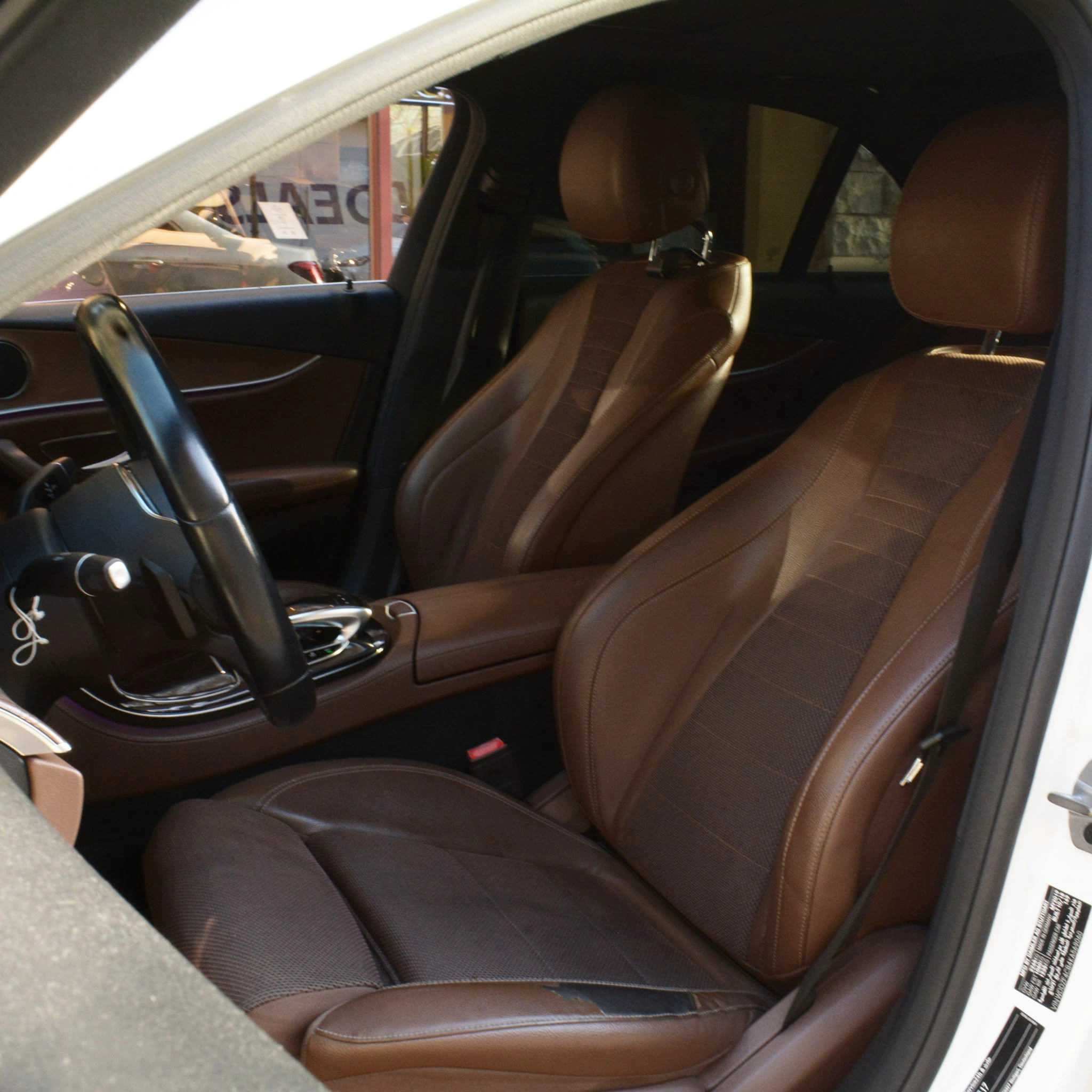 Mercedes E200 2019 — photo 7 for sale in Qatar
