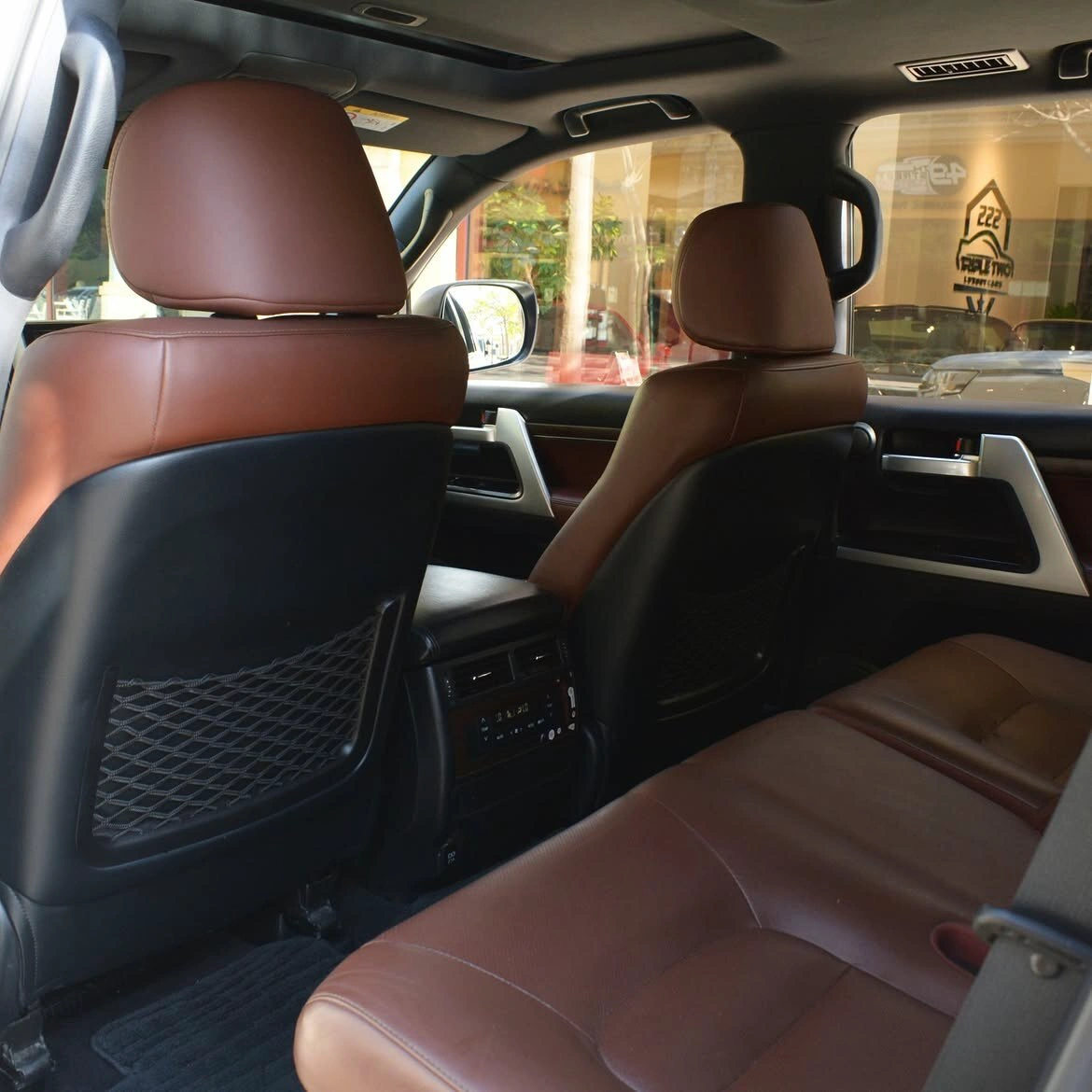 Toyota Land Cruiser VXR 2020 — photo 8 for sale in Qatar