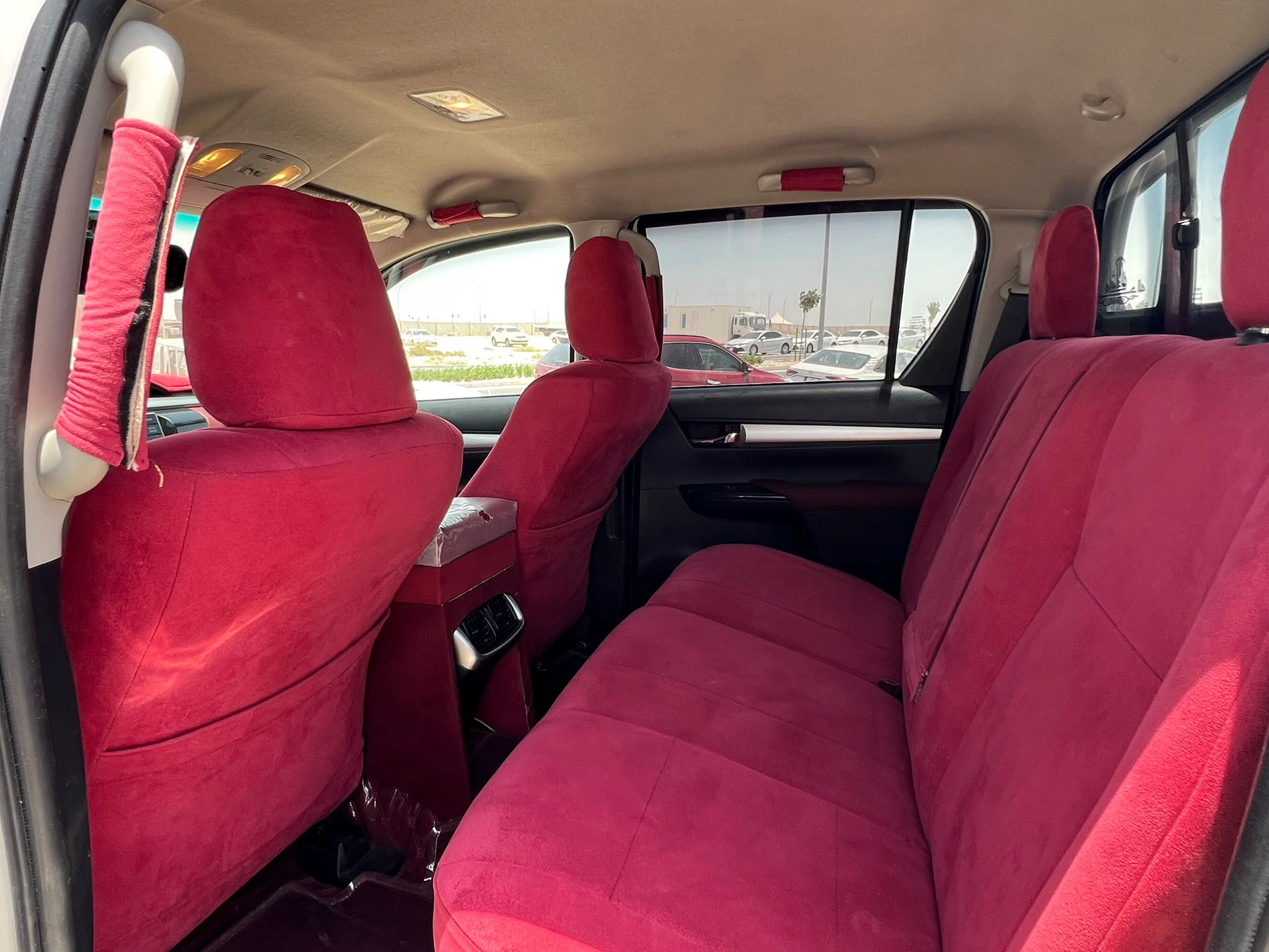 Toyota Hilux 2017 — photo 10 for sale in Qatar