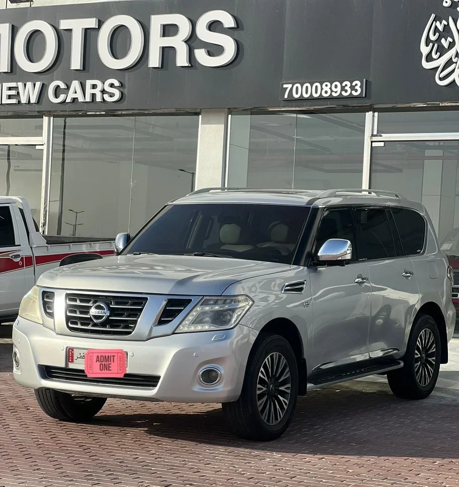 Nissan Patrol 2014 — photo 1 for sale in Qatar