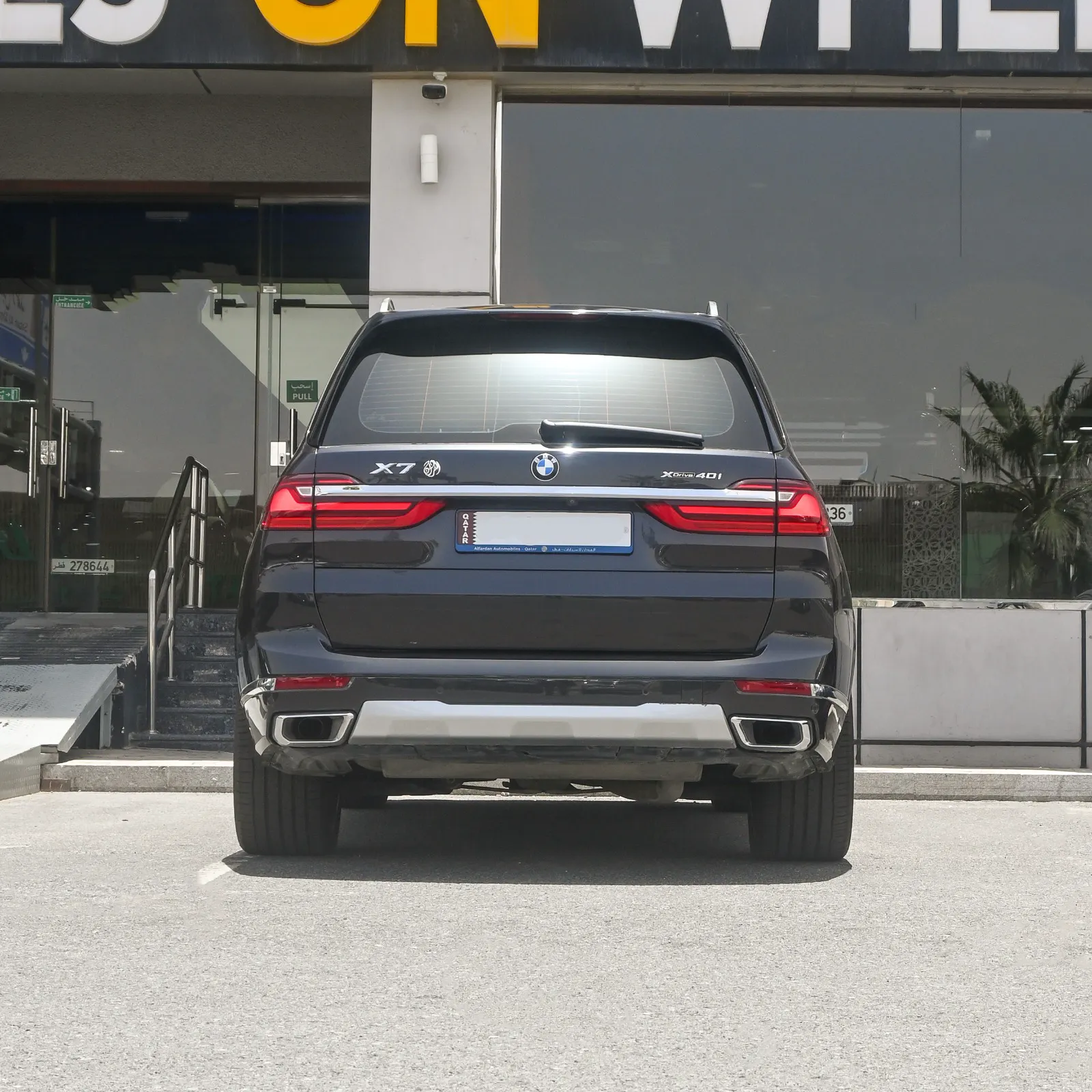 BMW X7 2022 — photo 3 for sale in Qatar