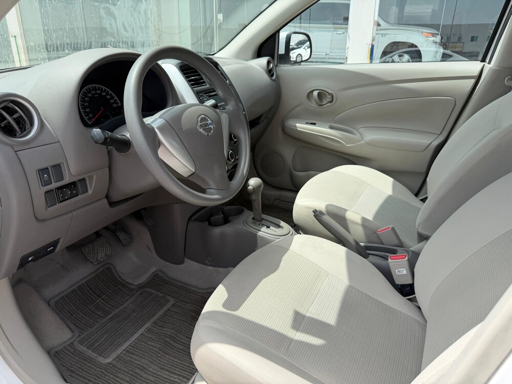 Nissan Sunny 2022