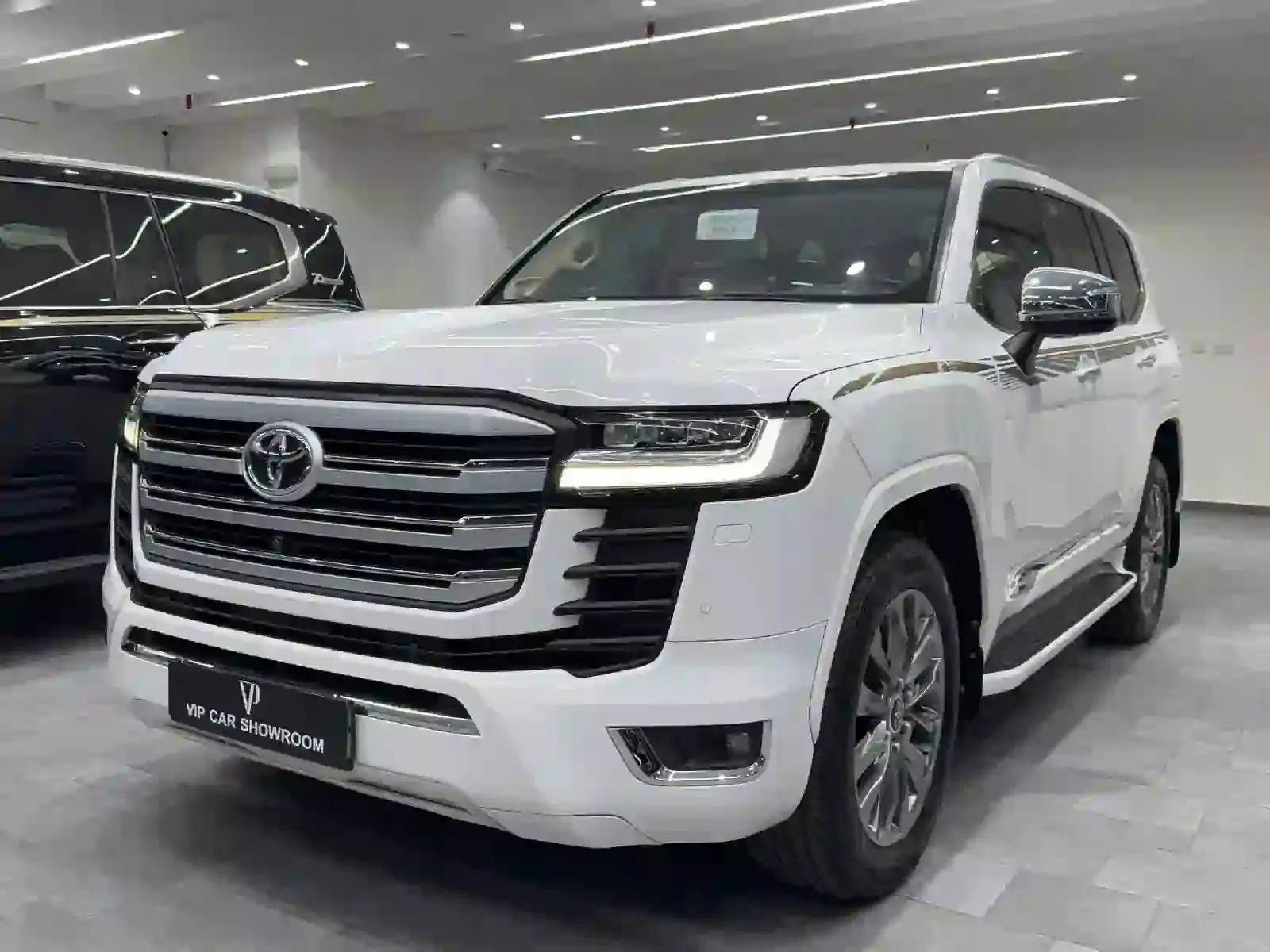 Toyota Land Cruiser VX 2023