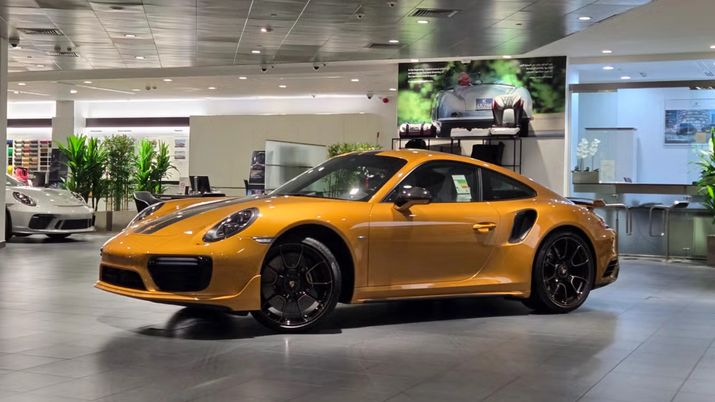 Porsche 911 Turbo S 2018