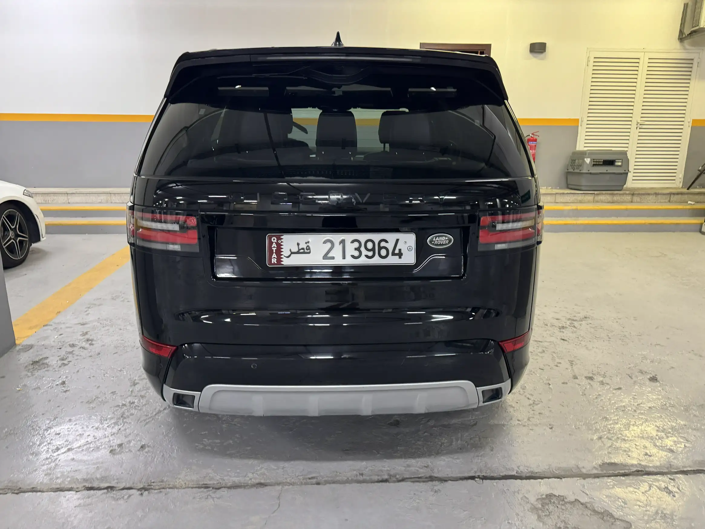 Landrover Discovery 2020 for sale in Qatar | QIC Car Market