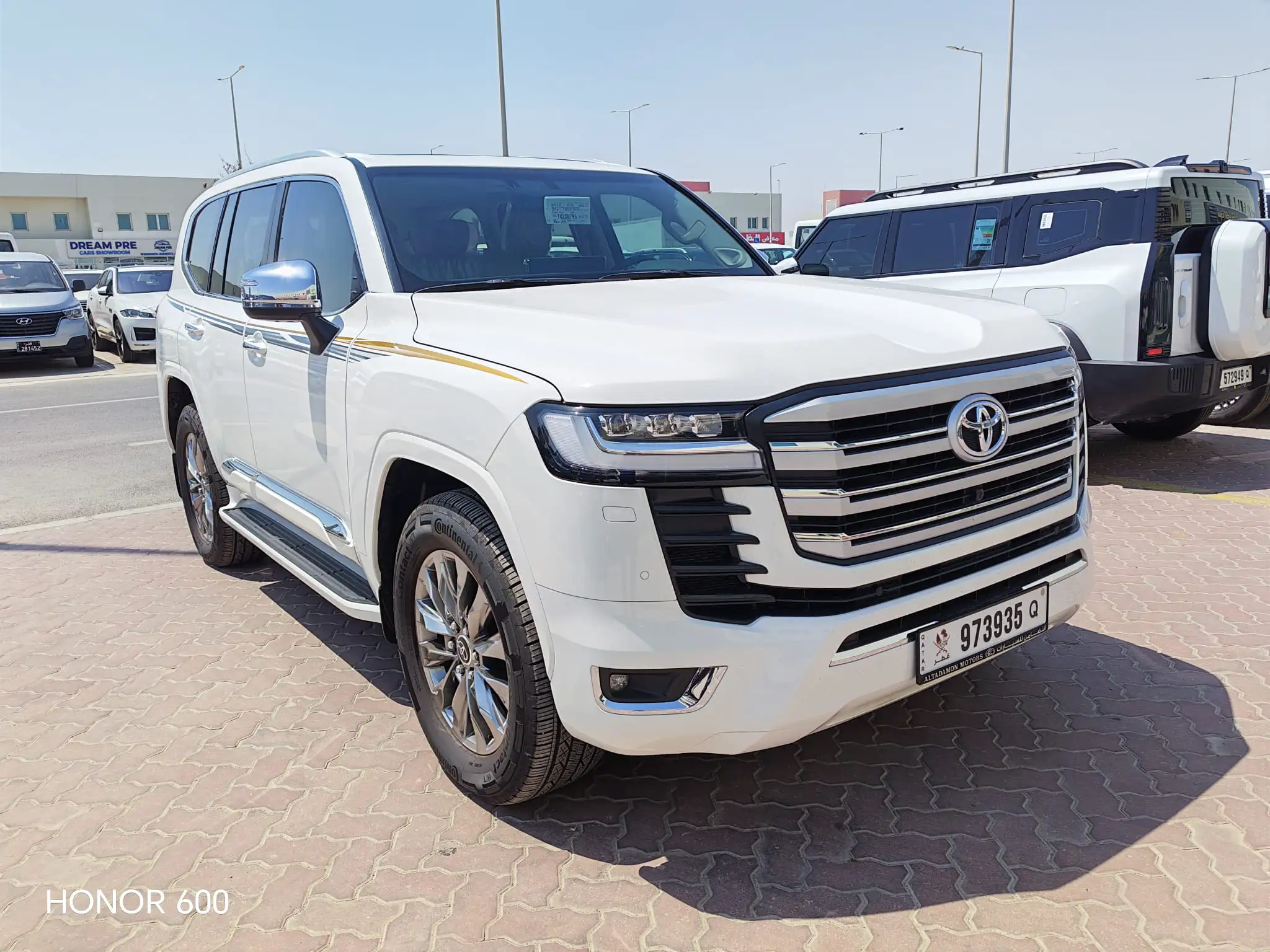 Toyota Land Cruiser VX 2026