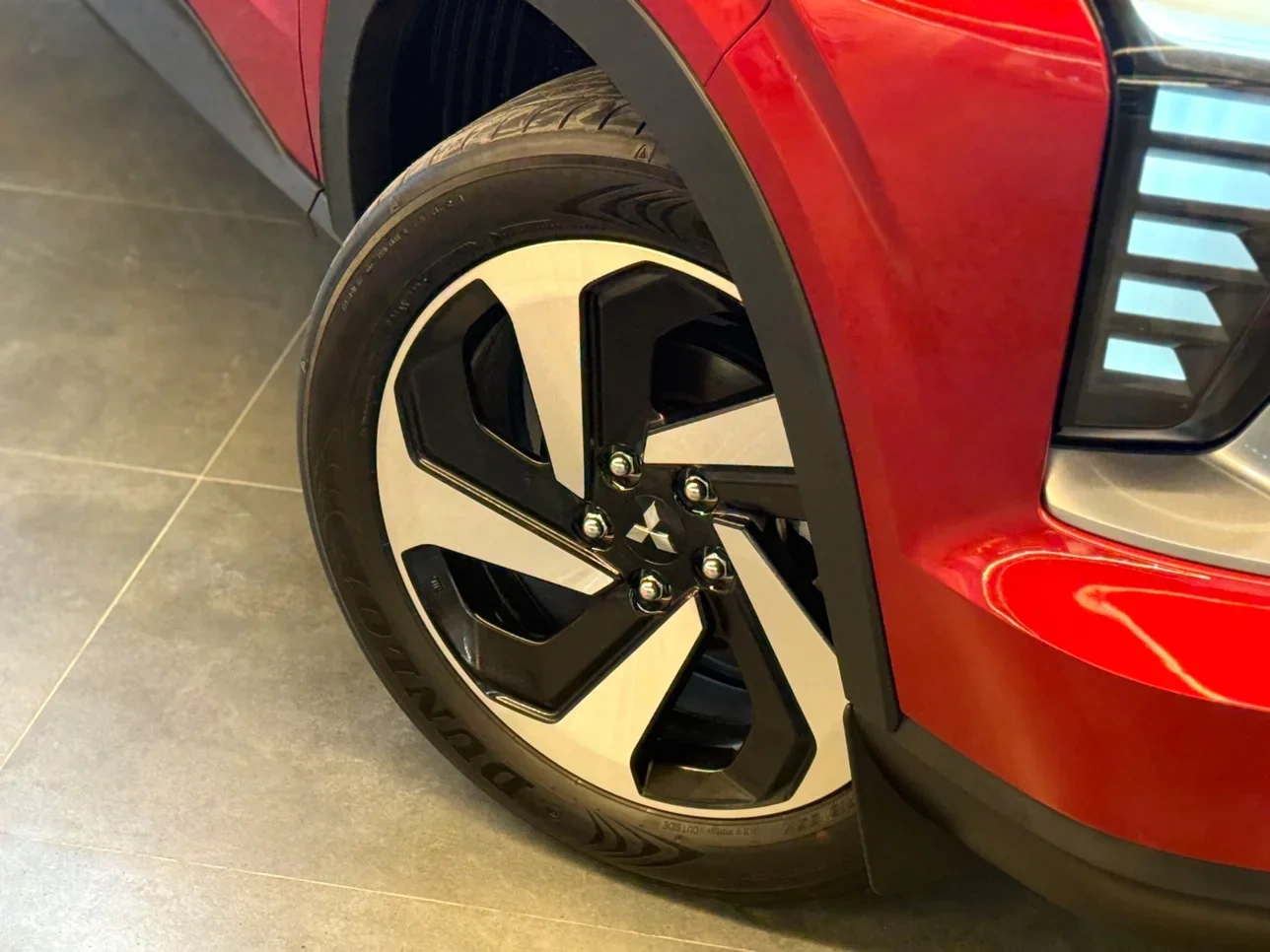 Mitsubishi XFORCE 2025
