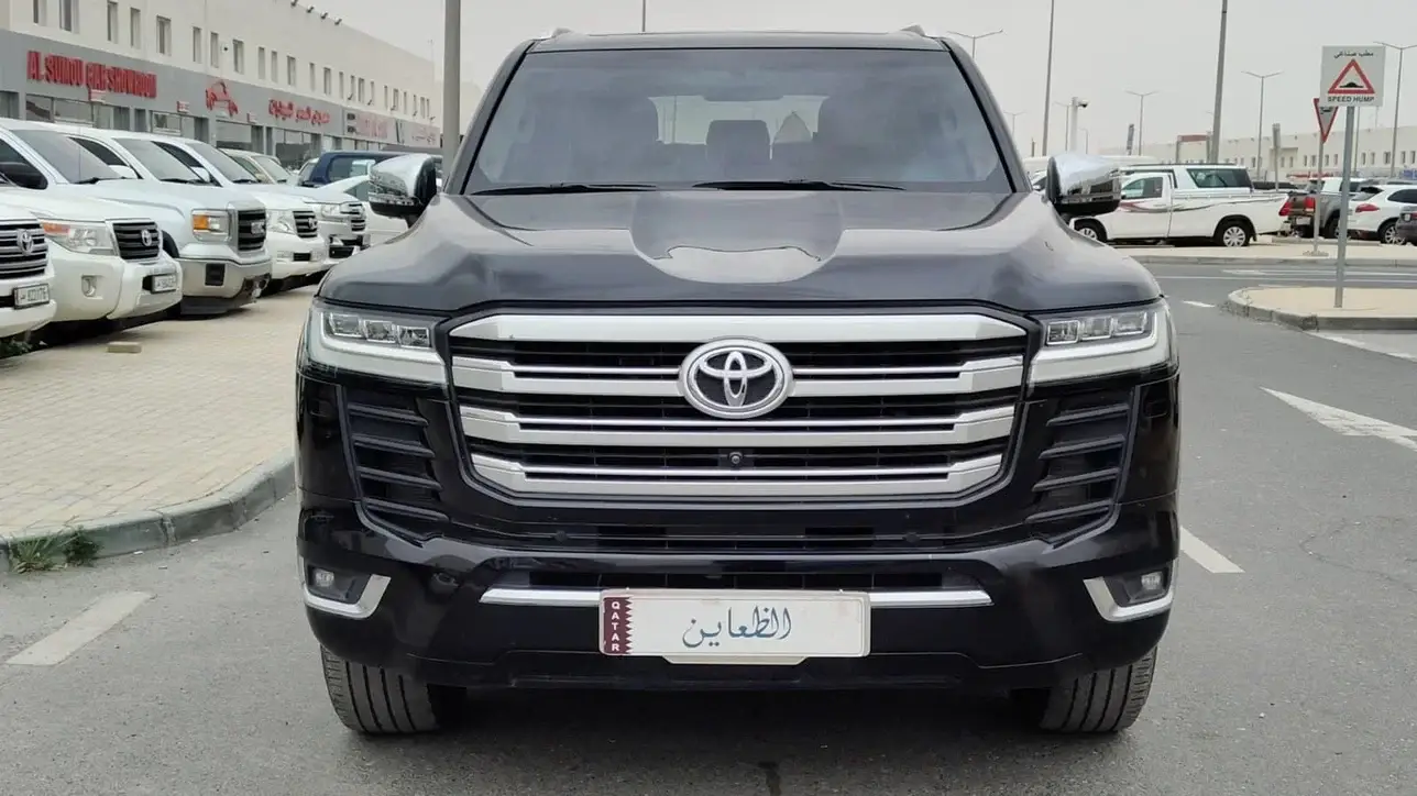 Toyota Land Cruiser VX 2023