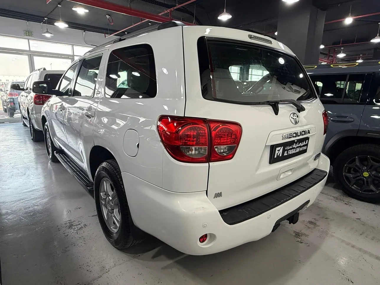Toyota Sequoia 2013 — photo 2 for sale in Qatar