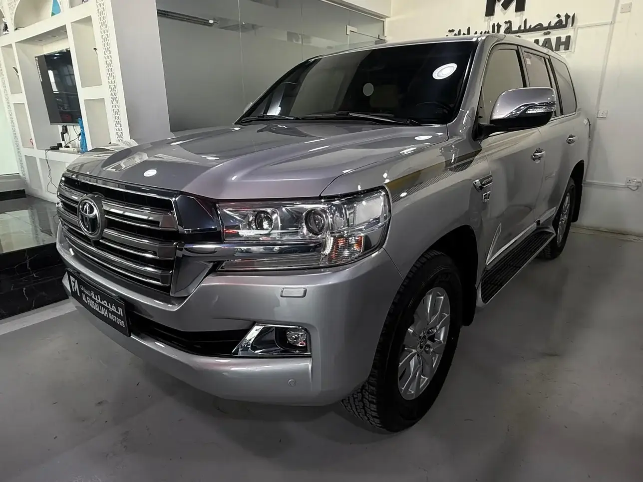Toyota Land Cruiser VXR 2021