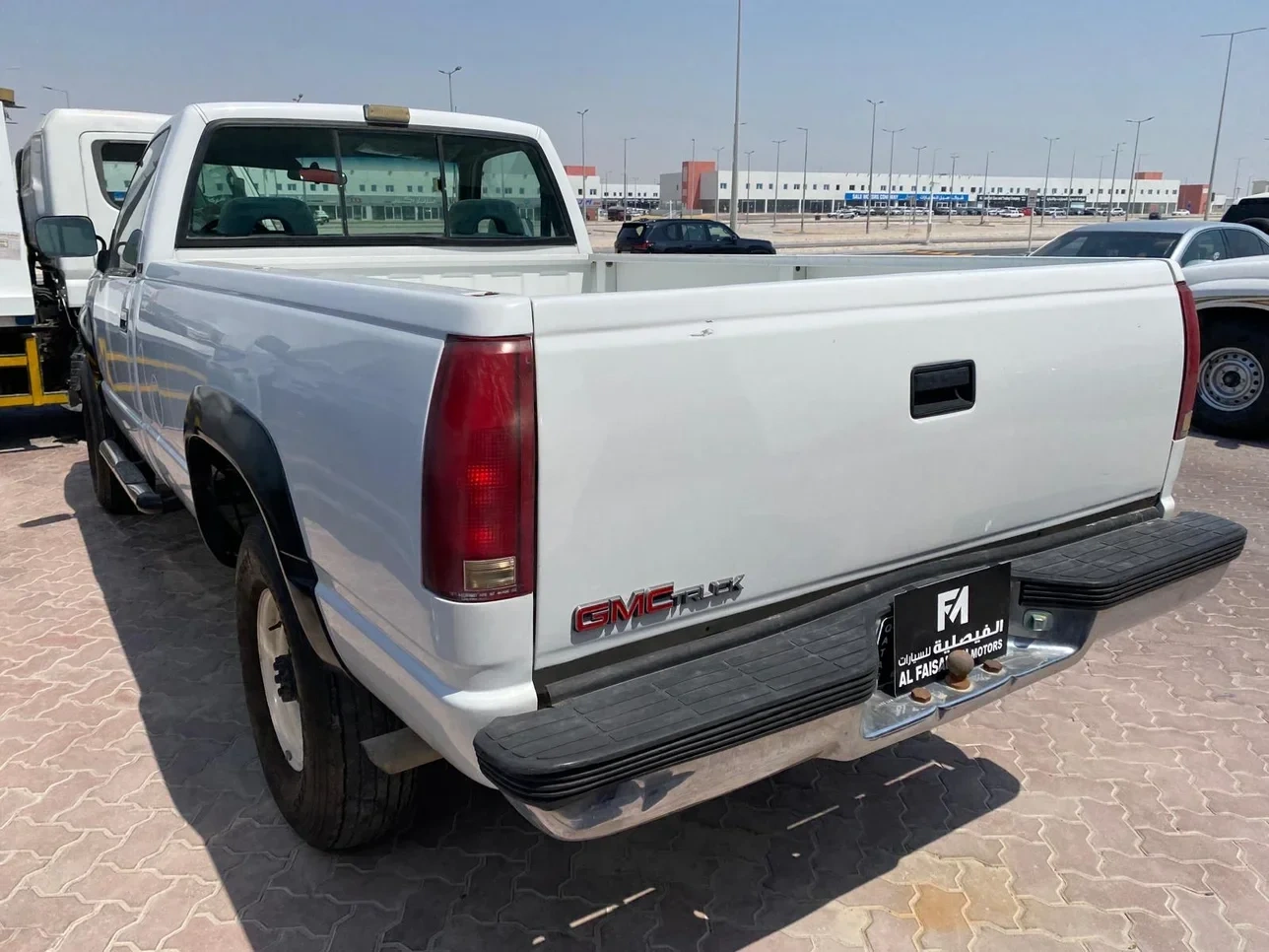 GMC Sierra 1992 — photo 2 for sale in Qatar