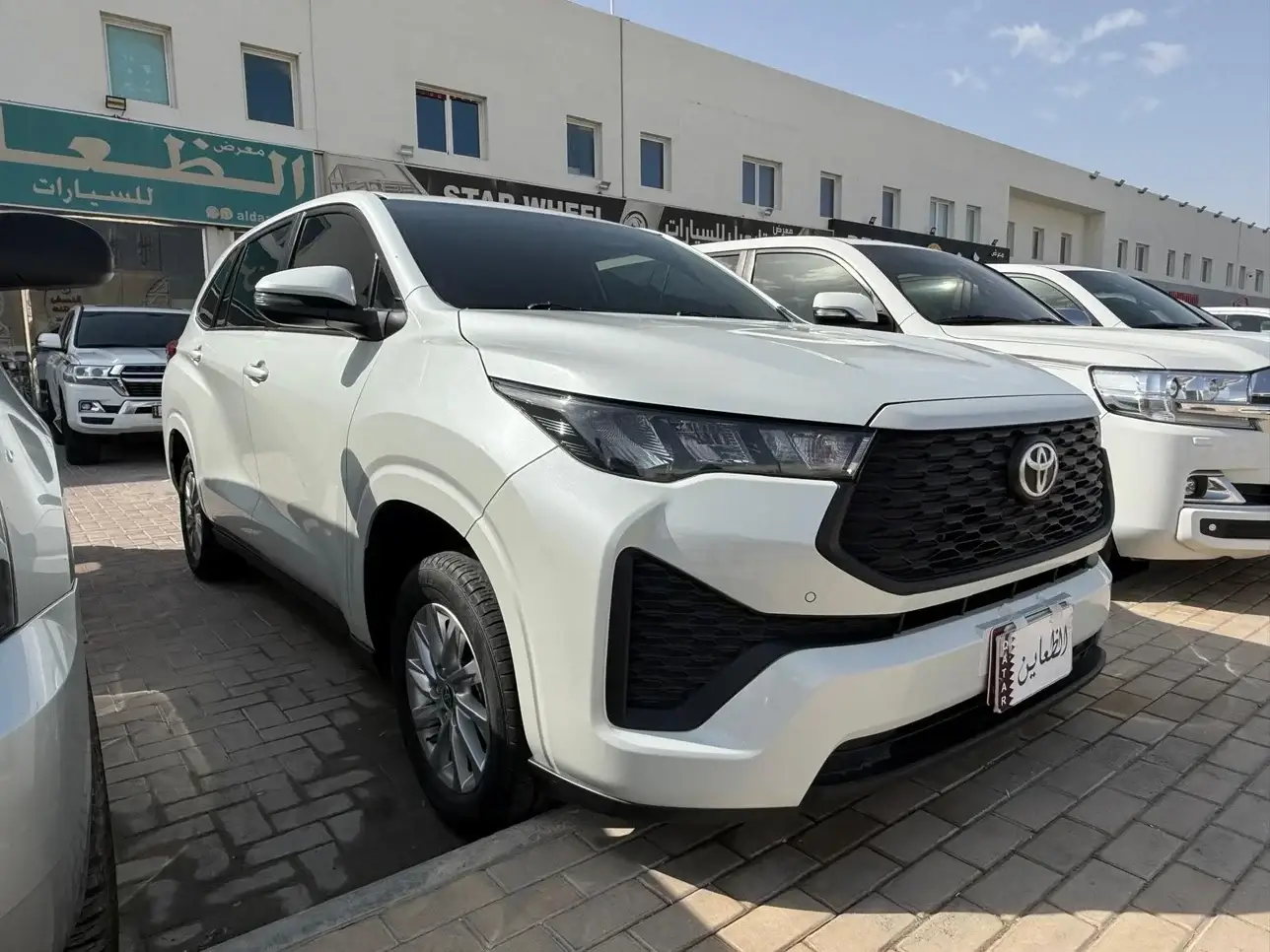 Toyota Innova 2024