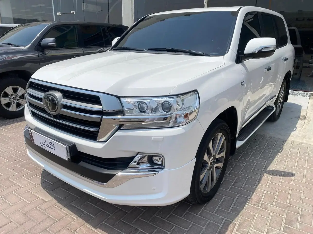 Toyota Land Cruiser VXR 2019