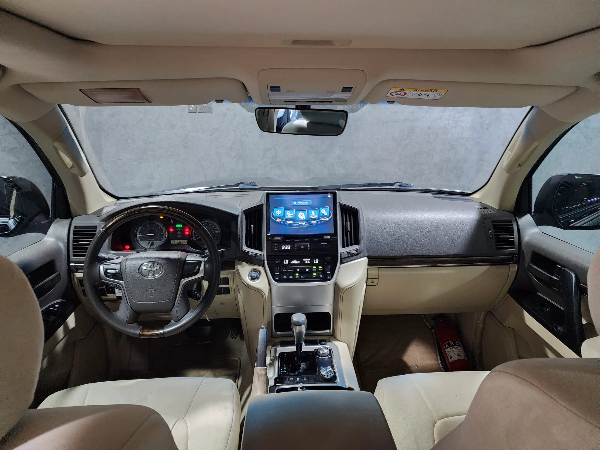 Toyota Land Cruiser GXR 2019 — photo 4 for sale in Qatar