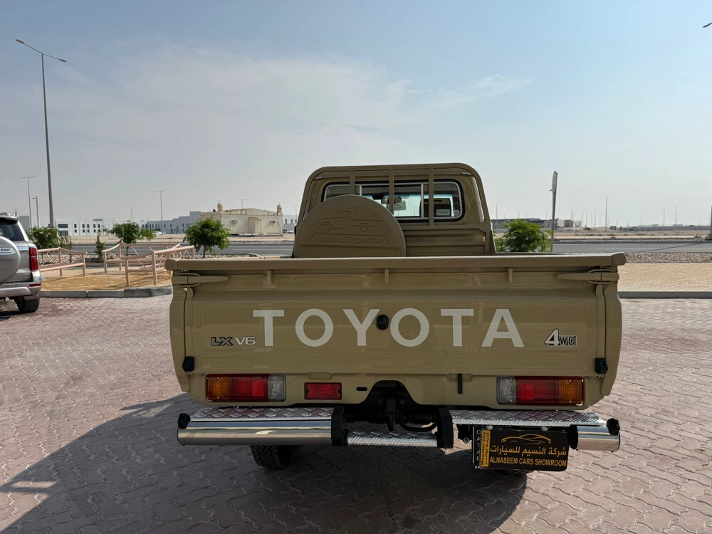 Toyota LX 2025