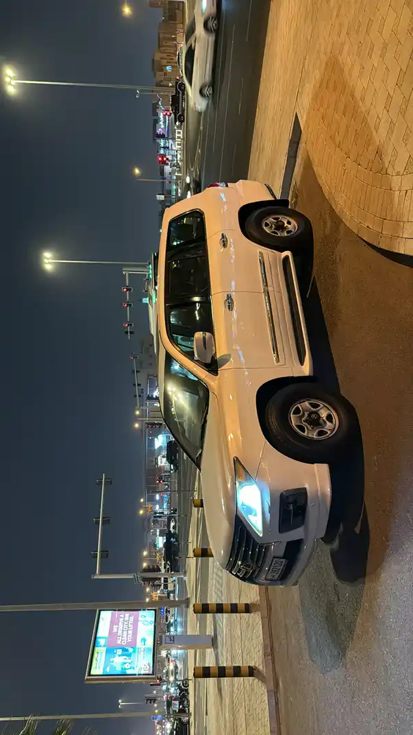 Lexus LX 570 2013