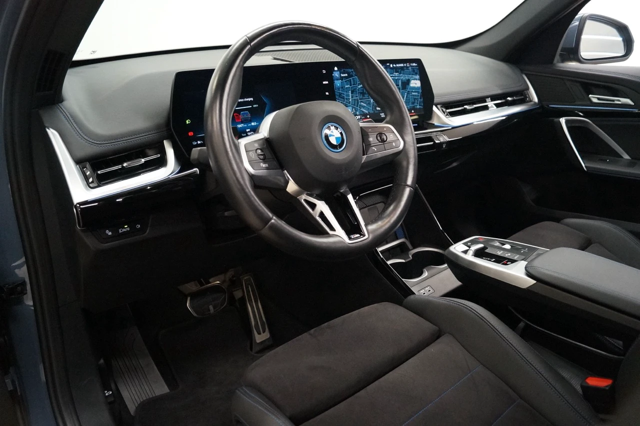 BMW iX1 2023