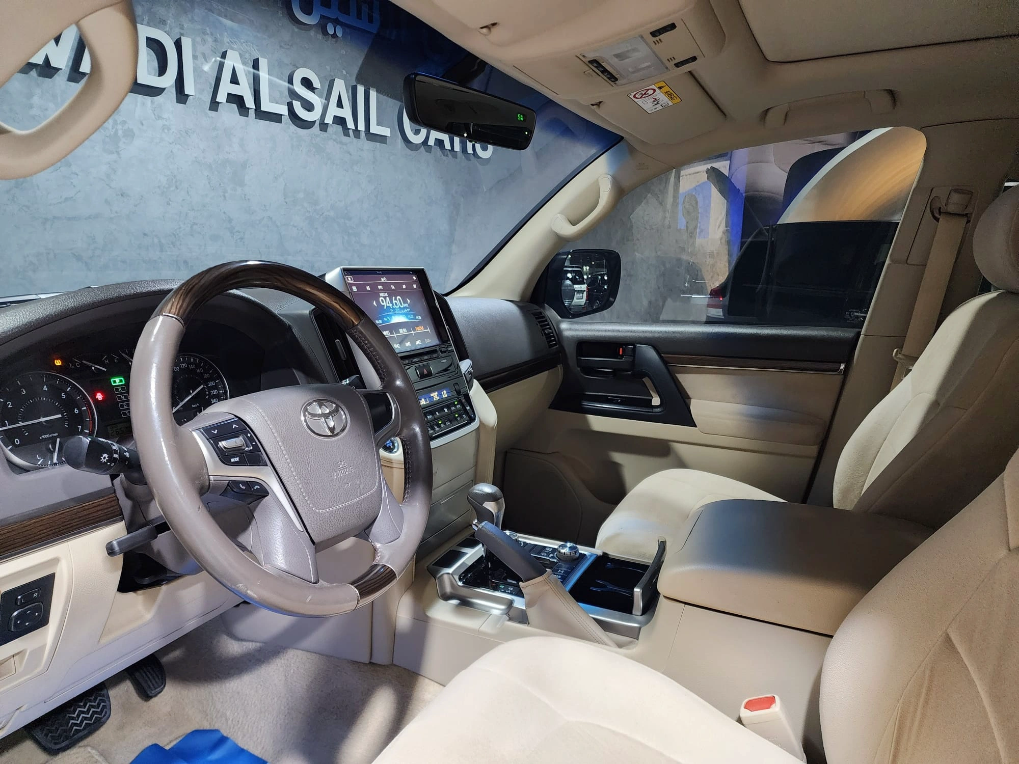 Toyota Land Cruiser GXR 2020 — photo 6 for sale in Qatar