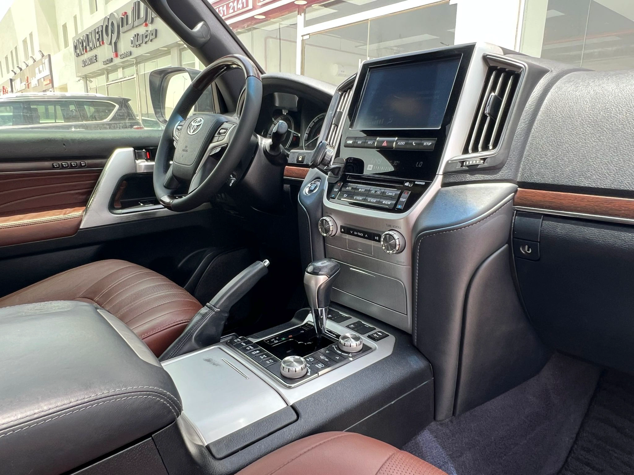 Lexus LX 2019 — photo 12 for sale in Qatar