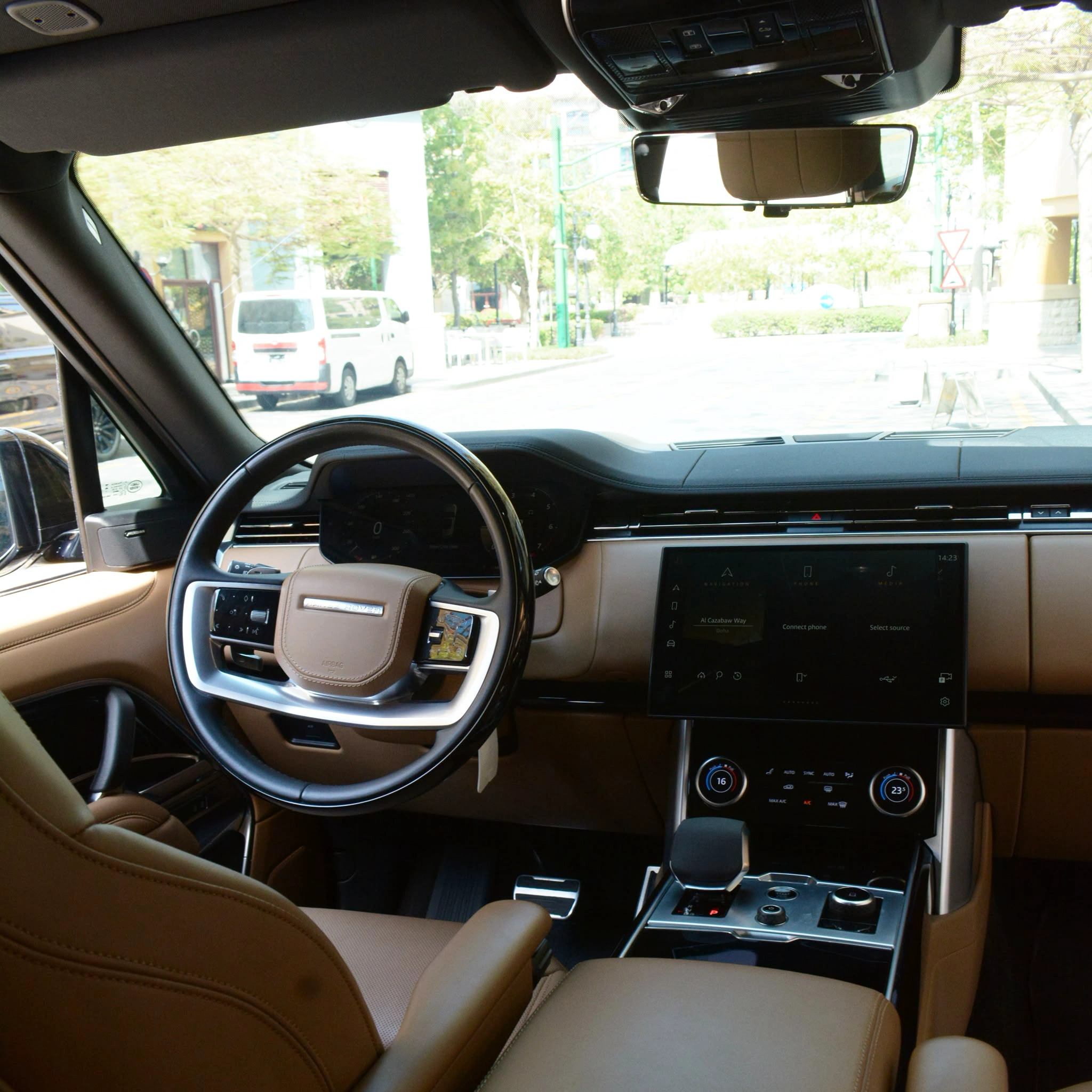 Range Rover HSE 2023 — photo 6 for sale in Qatar