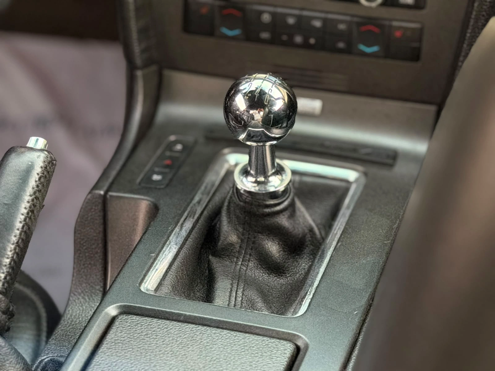 Ford Mustang 2014 — photo 13 for sale in Qatar