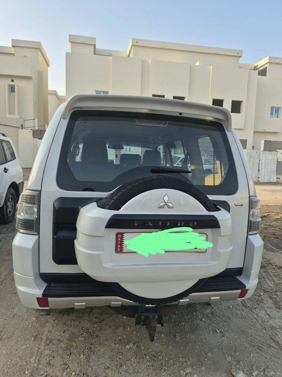 Mitsubishi Pajero GLS 2013