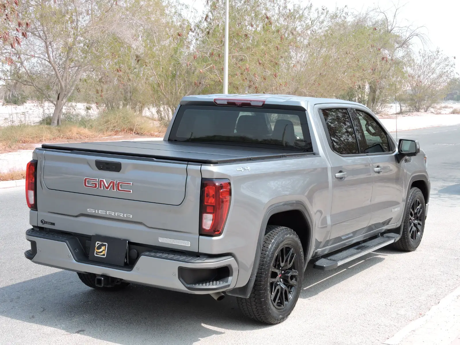 GMC Sierra اليفيجن 2023