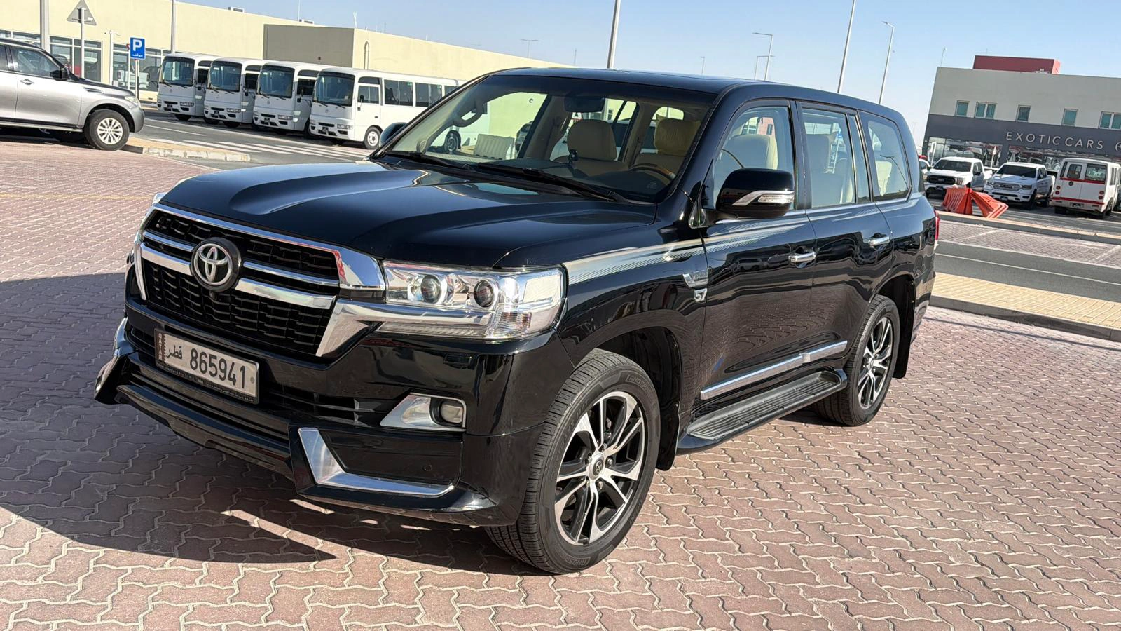 Toyota Land Cruiser VXR 2016 — photo 5 for sale in Qatar