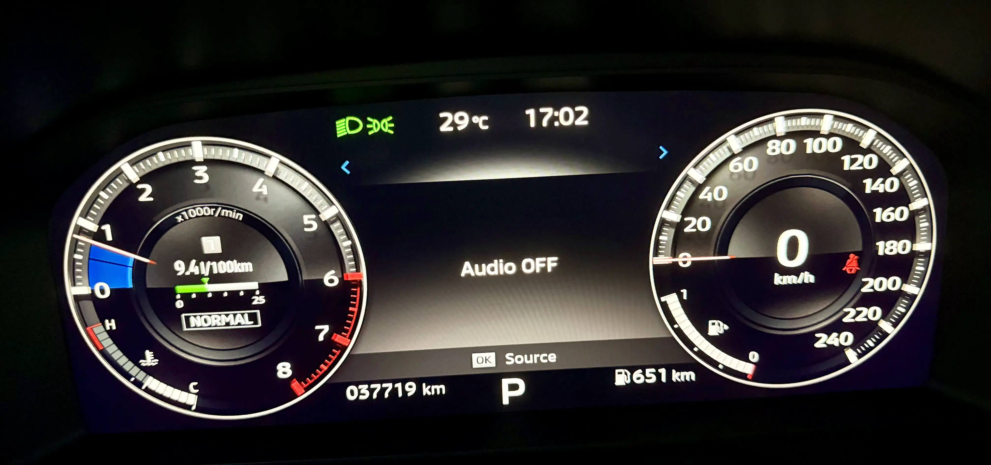Mitsubishi Outlander HL  2024