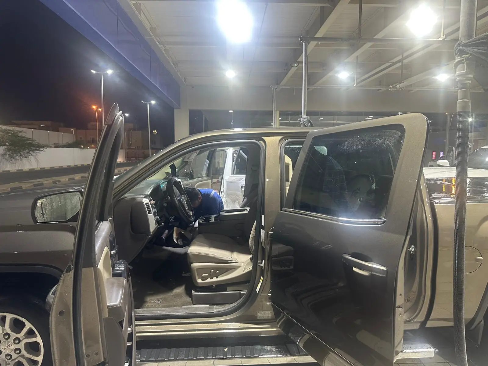 GMC Sierra Automatic  2014